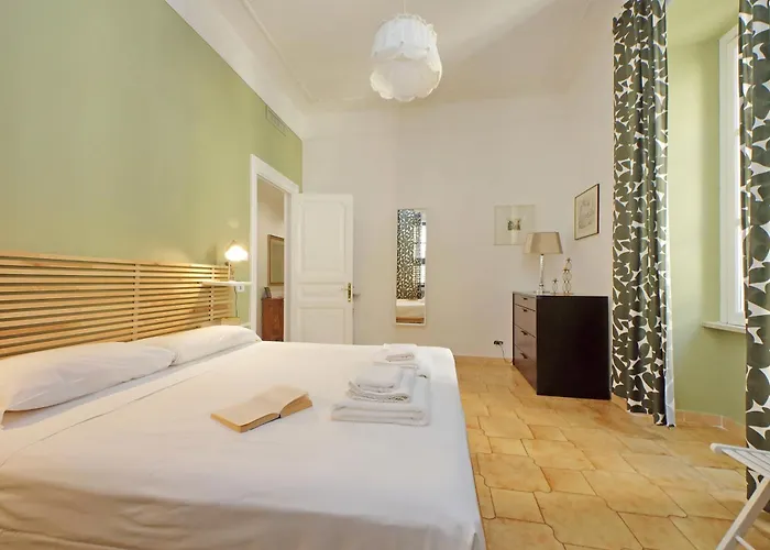 Luxury Vatican White House Appartement