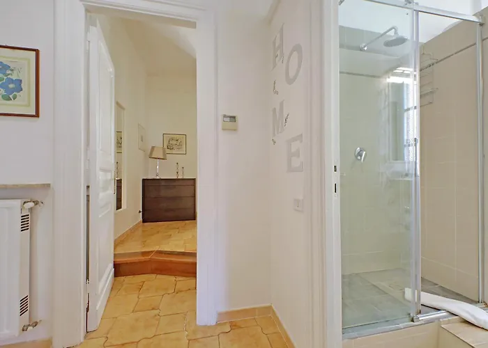 Luxury Vatican White House *