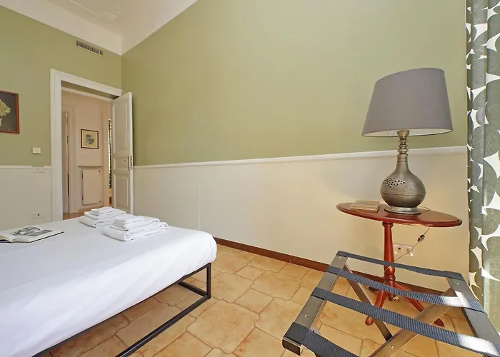 Luxury Vatican White House Appartement